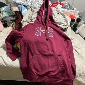 Maroon under armour athletic sweatshirt
